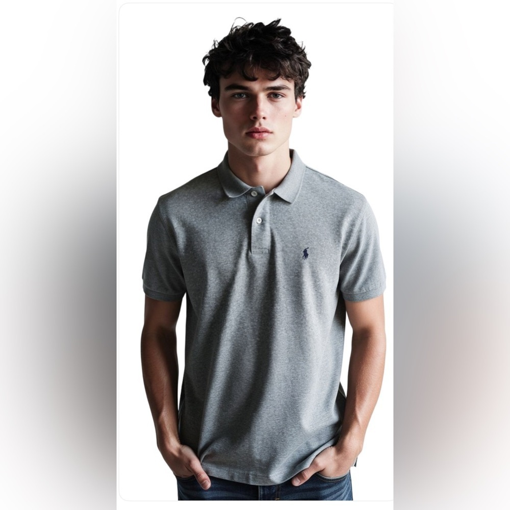 VGC-XL Ralph Lauren Polo classic
Light Gray Polo Golf Shirt
Short sleeve